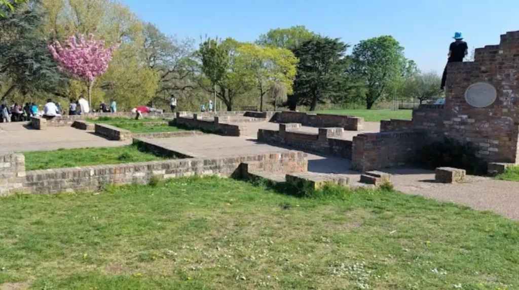 What is the Ultimate Cricklewood Walking Tour Route? Historical London Guide