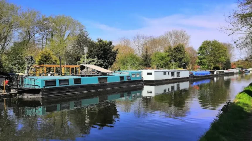 Grand Union Canal Walk Kensal Green to Little Venice Guide