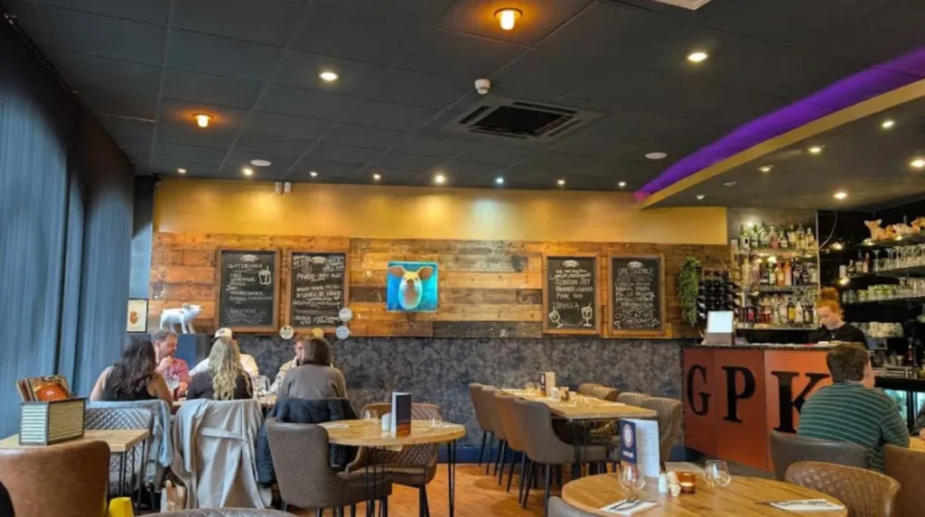 How should someone choose a restaurant?