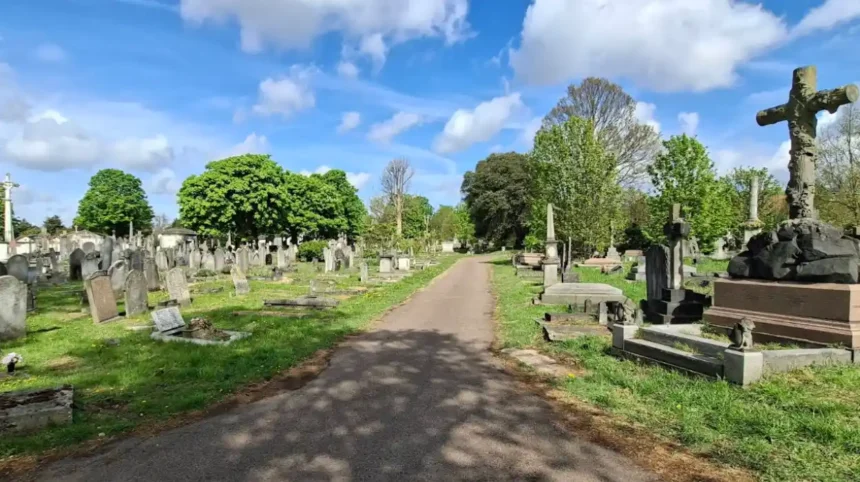 Kensal Green Cemetery Guide: London's Best Victorian Hidden Gem in West London