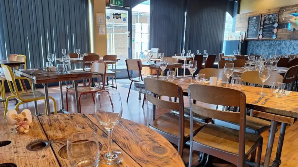 What counts as fine dining in West London?