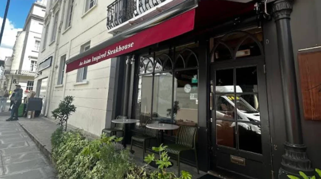 What restaurants and pubs make Kensal Green's food scene unique?