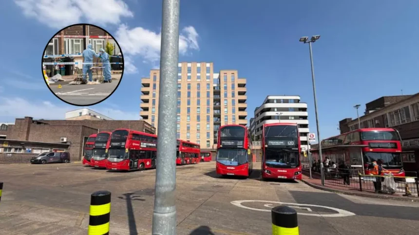 Man, 22, Stabbed After Row on N9 Night Bus, Hounslow 2026