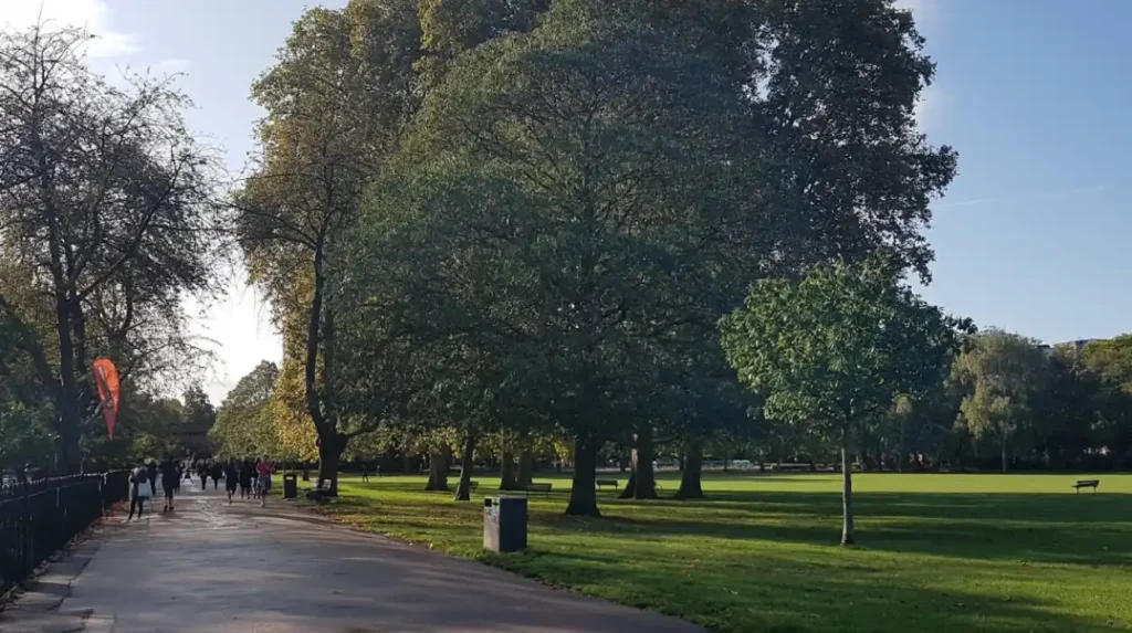 What counts as free things to do in West London?