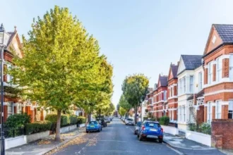 Notable People from West London Famous Stars and Historic Figures
