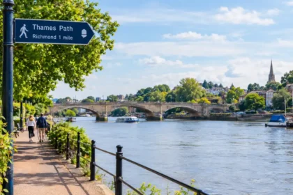 Thames Path in West London_ Routes, History and Attractions
