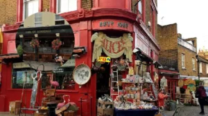 The Earl of Lonsdale Pub Reported Over Roof Parties West London 2026